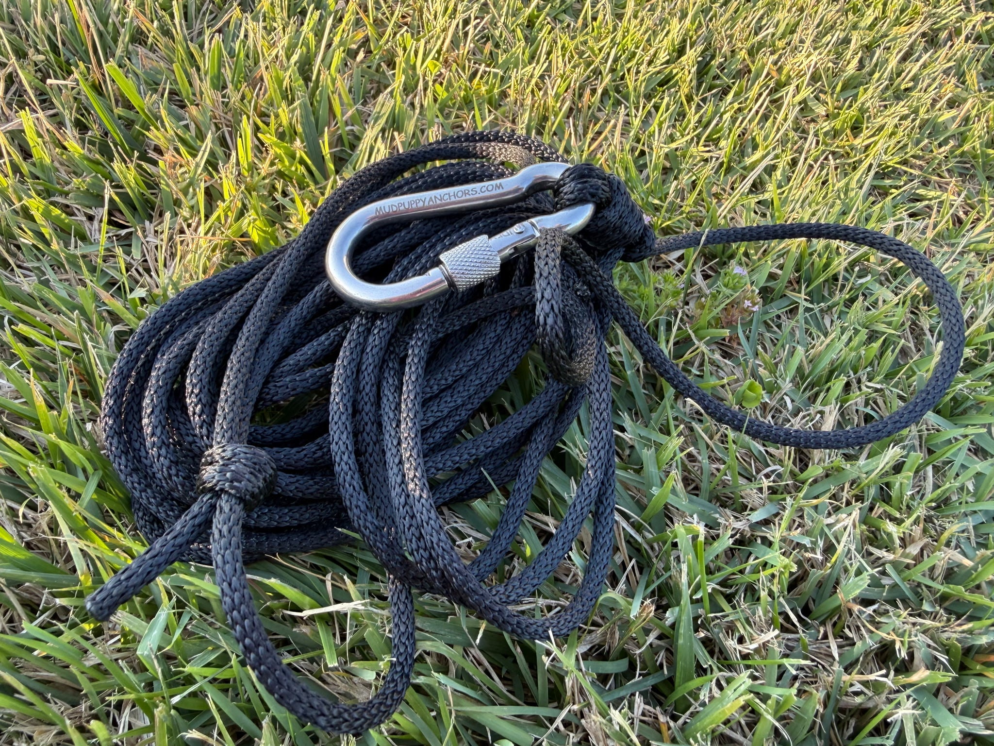 Mudpuppy Carabiner + 25ft Cord